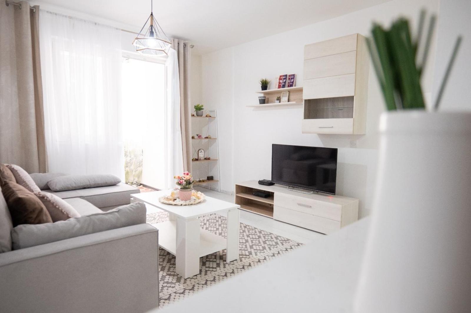 Grandeur Home Apartment Mostar - Free Parking Eksteriør billede