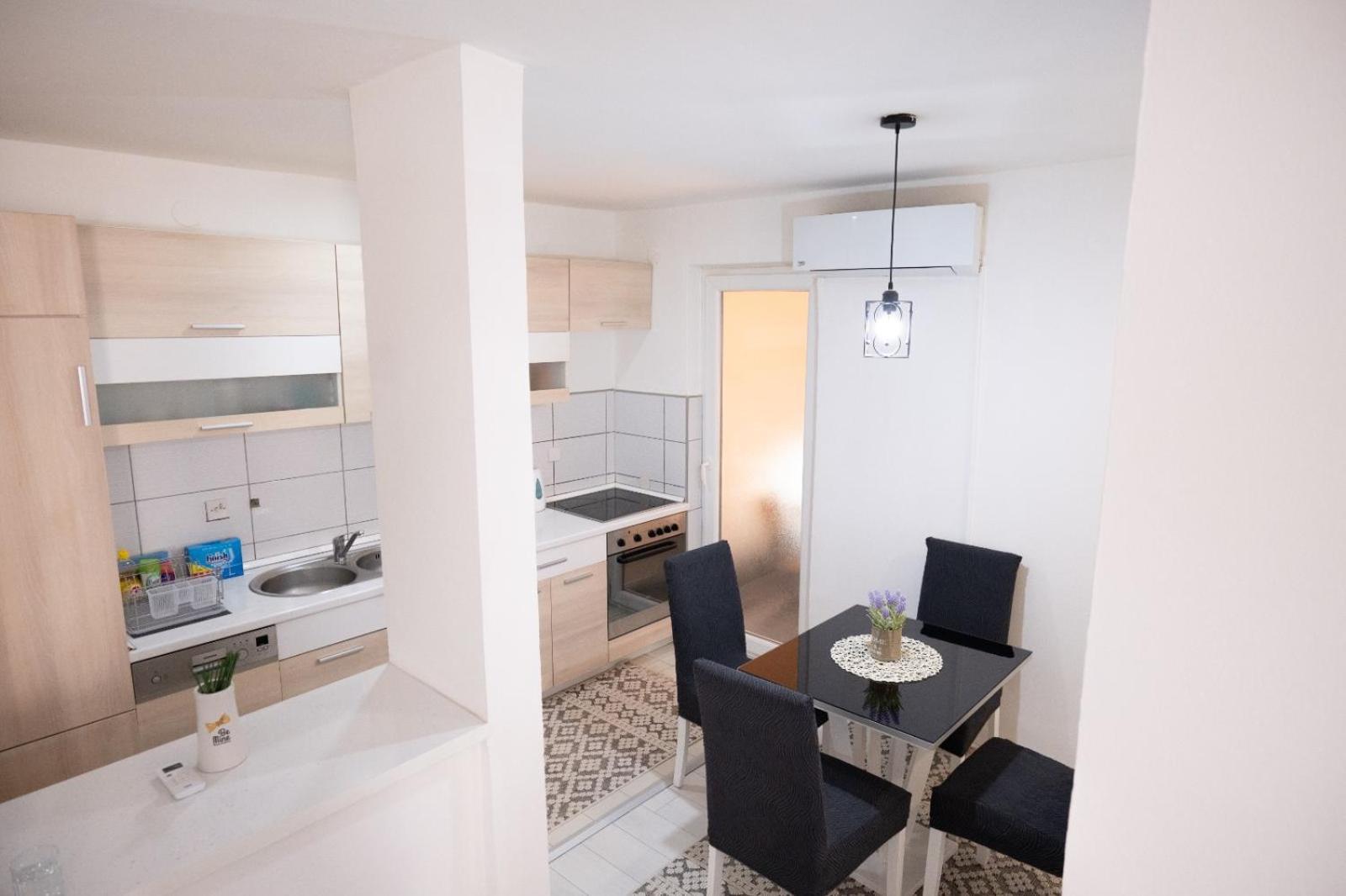 Grandeur Home Apartment Mostar - Free Parking Eksteriør billede