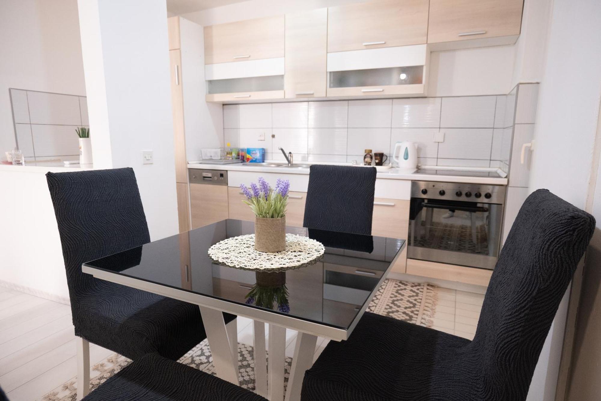 Grandeur Home Apartment Mostar - Free Parking Eksteriør billede
